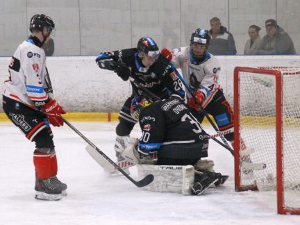 Hokej: Bitvu studentů s Brnem rozhodly až nájezdy. Black Dogs spasil Jan Janoch