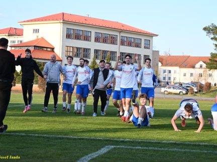 VIDEO: Fantazie! Rozjetý Spartak přemohl i nepřemožitelného benešovského lídra