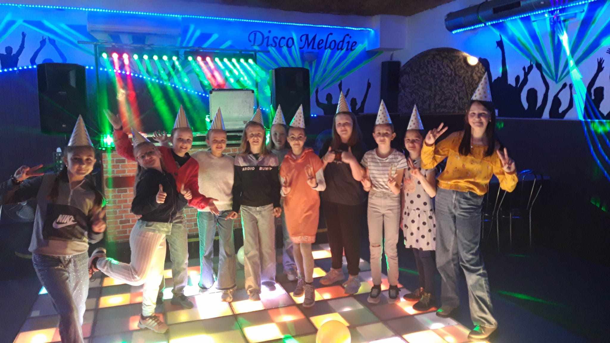 Pronájem baru, restaurace, disco, svatby, oslavy.-2