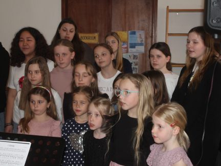 Druhá základní škola v Milevsku navazuje na loňskou úspěšnou výstavu v knihovně