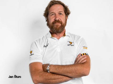 Zimní stadion se znovu promění v basketbalový chrám. Sršni se pokusí napsat další velký příběh!