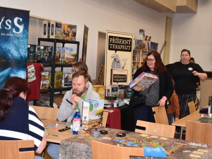 VIDEO: Deskulajda v Milevsku přilákala nadšené hráče deskovek i celé rodiny