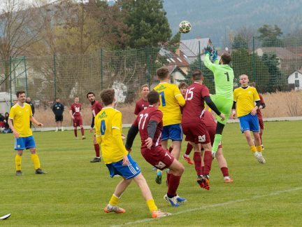 Fotbal: Křemže dohrávala bez kapitána. Dvěma slepenými góly srazila Vimperk