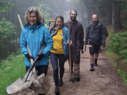Dobrovolníci upraví stezku mezi Bechyní a Dobronicemi