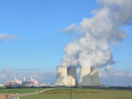 Druhý temelínský blok opět vyrábí elektřinu. V provozu bude šestnáct měsíců