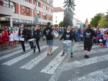 V Sezimově Ústí rozšířili výjimky ze zákazu pití alkoholu na veřejném prostranství