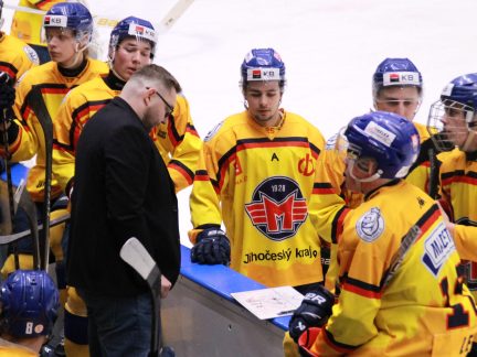 Juniorku povede Arpád Györi. Posilou u mládeže Motoru je písecký Tomáš Nouza