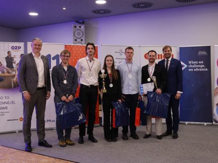 Soutěž Medik roku letos hostila Nemocnice Tábor. Za studenty přijel ministr zdravotnictví