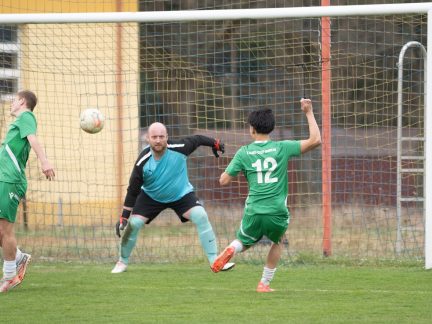 Fotbal: Posily z áčka i extraligový hokejista. Chvalšiny sahaly po bodech, Krumlov rozhodl v závěru