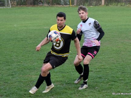 Boston na jaře jede za záchranou, vyhrál už počtvrté v řadě