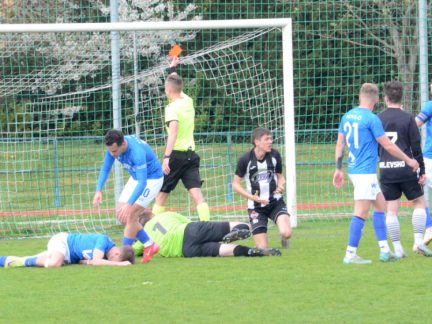 Dvojí trest rozhodl. Hluboká v derby rozstřílela Milevsko, Tomáš Pecka nasázel čtyři góly