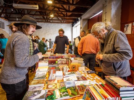 Literatura ožije v Budějovicích. Mezinárodní festival startuje už dnes večer
