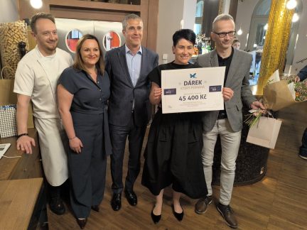 Charitativní večeře v hotelu Nautilus přinesla více než osmdesát tisíc pro Nadační fond P3tule