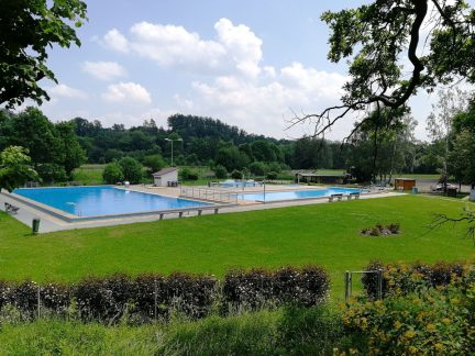 Na milevském koupališti se chystají opravy i úpravy