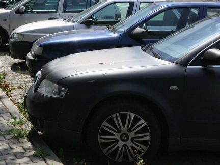 Dvě petice, dva názory. Obyvatelé píseckého sídliště se přeli o parkování