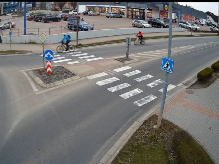 Policisté vyšetřují napadení mladíka v Táboře. Hledají cyklisty, kteří jeli kolem