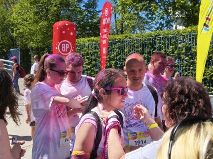 Repo na vlastní kůži: Barvám jsem neutekla. Sokolský ostrov v Budějovicích se proměnil v barevný dav