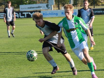 Fotbal: Béčko Malše míří krok za krokem k postupovému cíli. V horku vypotilo výhru o gól