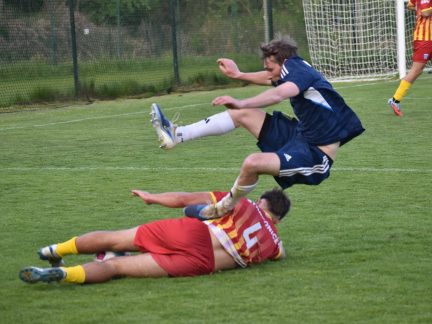 VIDEO: Strakonice po třinácti výhrách padly, znovu je zastavily Strunkovice