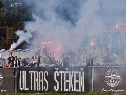 Situace se nemění, béčko Strakonic vede dál s desetibodovým náskokem