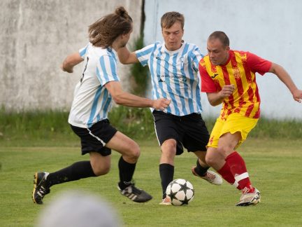 Fotbal: Dvanácté Chvalšiny zaskočily favorita. Z Frymburku vezou cenné body