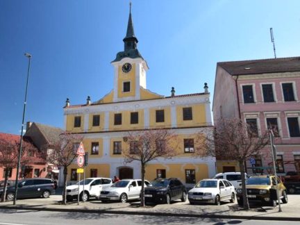 Lomnice se odhodlala k historické změně. Od podzimu bude fungovat bez městské rady