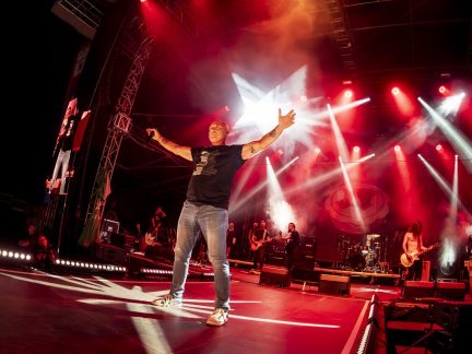 Festival Hrady CZ oznamuje kompletní line-up svých osmi zastávek po celé republice, slibuje hvězdné léto