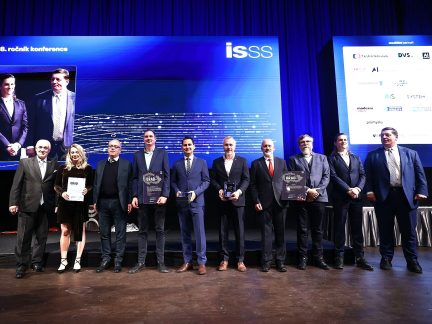 Jihočeský kraj patří mezi digitální lídry veřejné správy. Získal ocenění za AI ekosystém