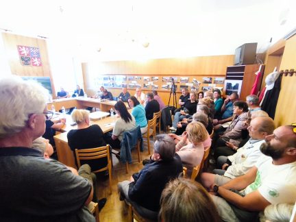 O větrnících u Mirovic rozhodne referendum