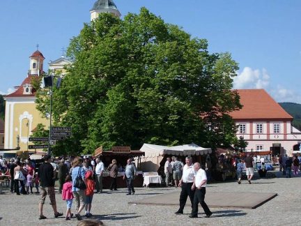 Vlachovo Březí ožívá tradiční Svatodušní poutí