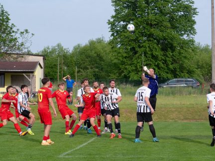 Fotbal: Volyně na jaře stále bez porážky. Chvosta řídil obrat v Kamenném Újezdu