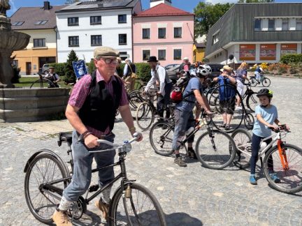 Velocipedisté odstartovali sezonu Jistebnickým huštěním