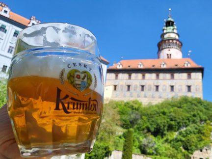 Krumlov chce vytvořit rekord v pivní štafetě. Hledá účastníky
