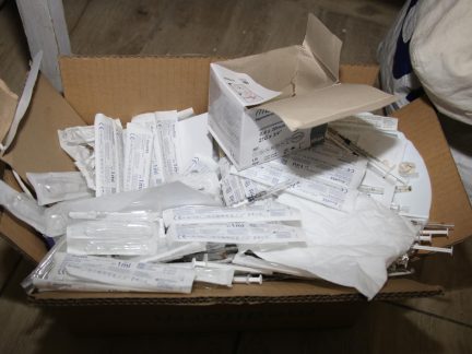 Strakoničtí kriminalisté odhalili výrobnu heroinu