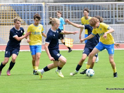 Dorostenci Doubravky odvezli z Písku čtyři body