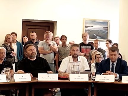 Vedení Třeboně trvá na vybraném řediteli školy. Situace mezi pedagogy je napjatá