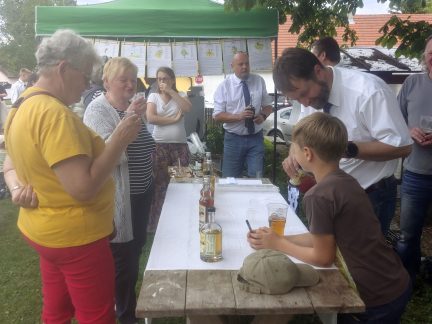 V Chyškách na Písecku se včelám daří. Potvrdil to Den včely