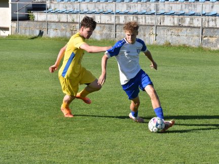 Mistr si užíval oslavy. Nastoupil trenér, táta se synem i patnáctiletý brankář
