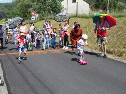 Ve Starých Prachaticích přivítali léto po motorkářsku