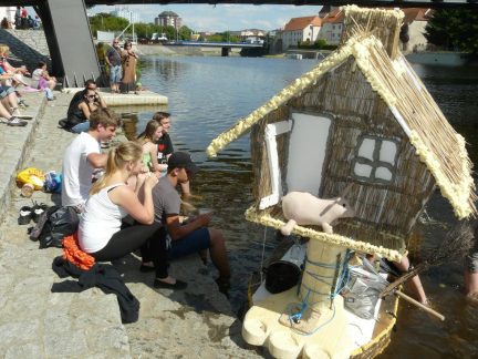Strakonicko láká v nadcházejících dnech na festivaly, pouť, neckyádu i řemeslnou akci