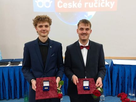 Budějovičtí studenti získali dvě zlaté plakety v přehlídce České ručičky
