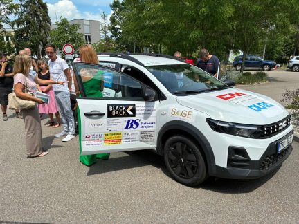 Dětské centrum a Kotva ve Strakonicích získaly nový automobil