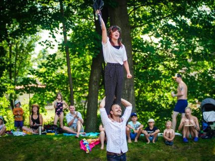 Motosraz, festival Letopruhy, šermíři i koncert. Na Strakonicku o víkendu nuda nebude