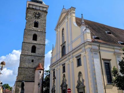 Po dvouleté rekonstrukci se dnes večer slavnostně rozsvítí Katedrála sv. Mikuláše