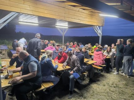 Přeštěnice hlásí rekord. Na jezdecké závody přijelo 215 koní