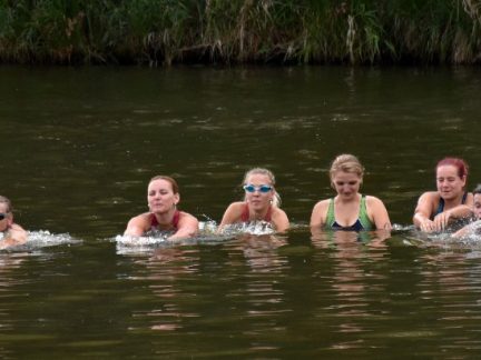 Výstavy, živá hudba, divadlo i sportovní klání. Na Strakonicku o víkendu nuda nebude