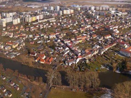 Sezimovo Ústí podpořilo investice do sportovišť. O kuželně byla debata