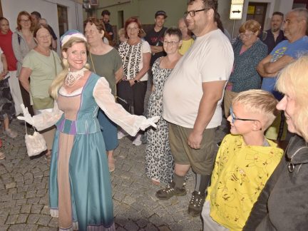 Ulicemi prošla žebračka, drbna i smrtka. Vimperk se na tři hodiny vrátil do minulosti