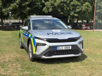 Jihočeská policie testuje elektrickou Škodu Elroq 85