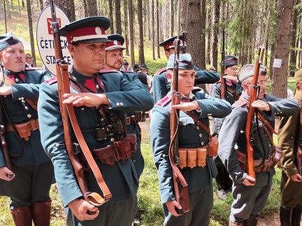 Československé vojsko zničilo u Slavonic tank Wehrmachtu. Svůj řopík ubránilo